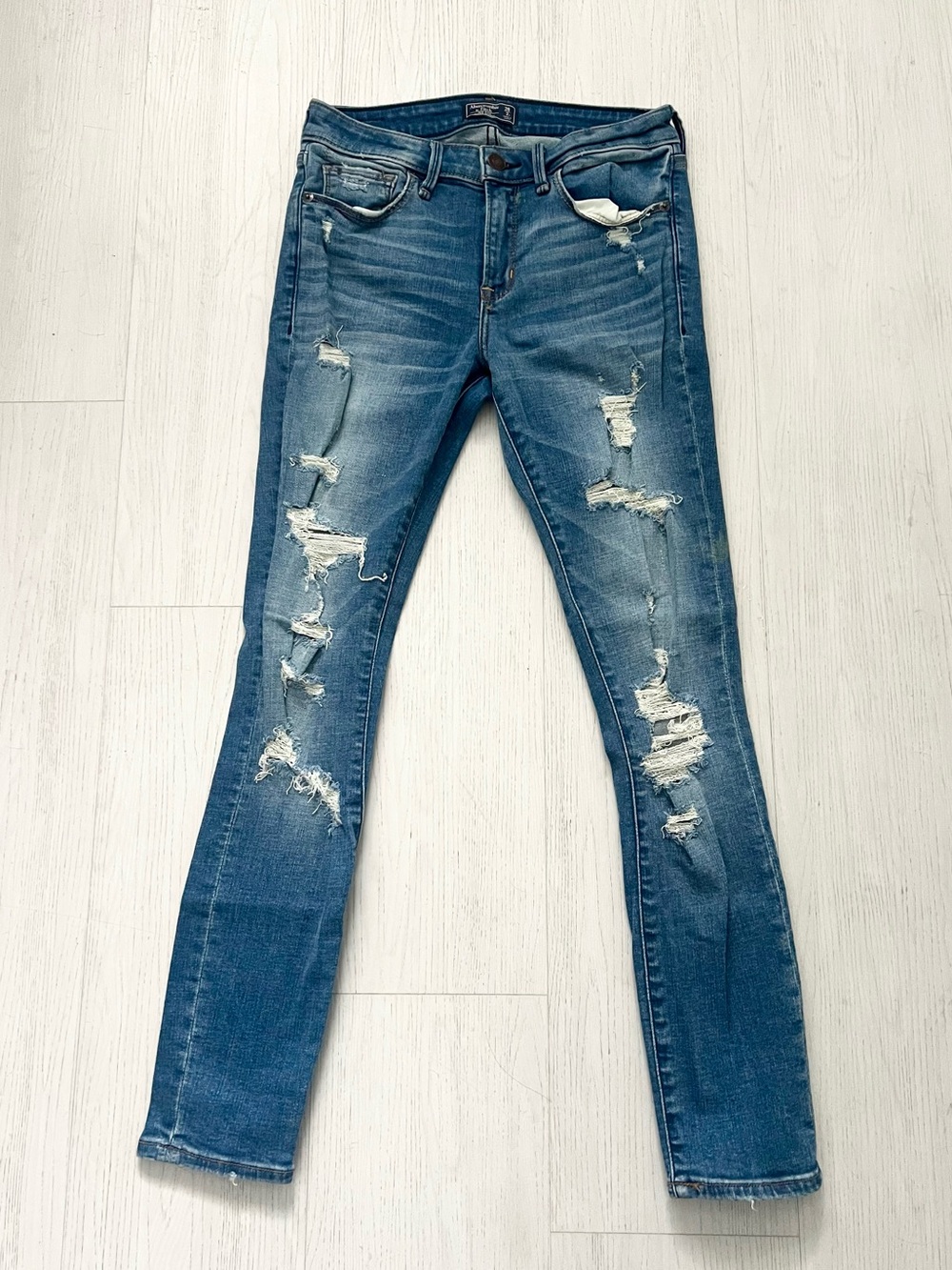Abercrombie & Fitch Mid Rise Super Skinny Distressed Denim Jeans 26/2S